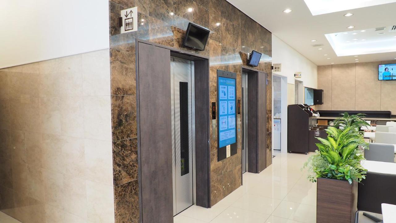 Toyoko Inn Yokohama Shiei-Chikatetsu Center Minami-Eki المظهر الخارجي الصورة